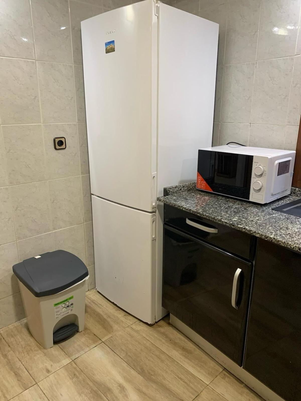 Apartamento Completo Para 8 Personas A 5 Minutos Del Aeropuerto E Ifema Daire Madrid Dış mekan fotoğraf